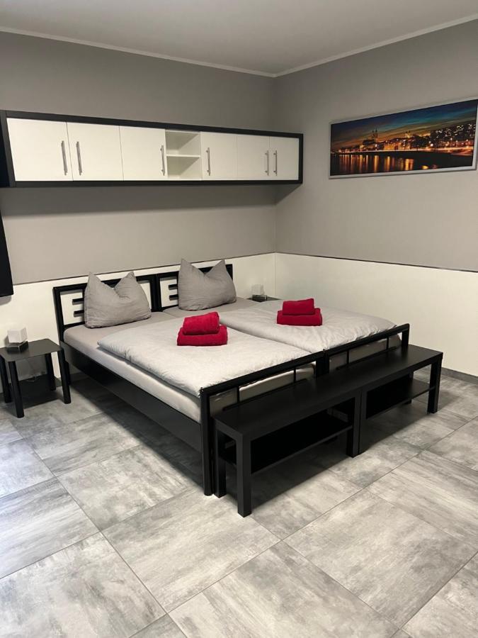Garni Hotel Eastside Magdeburg Bagian luar foto