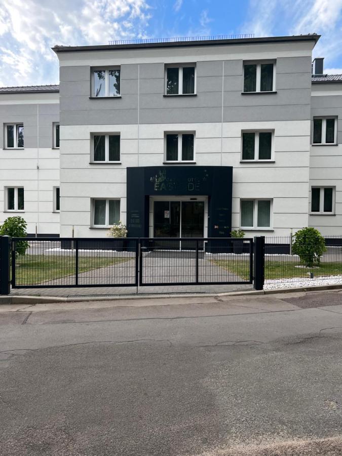 Garni Hotel Eastside Magdeburg Bagian luar foto